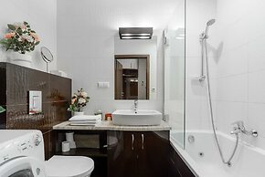 Lumina platinium Tower Apartments