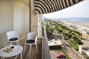 Luxury Suites Collection-Viale Milano 33