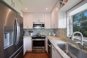 West Bay Cove 206 2 Bedroom Condo by RedAwning