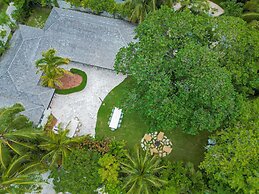 Fig Tree Harbour Island 3 Bedroom Home