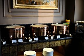 Le Chanvre Hanoi Hotel & Spa