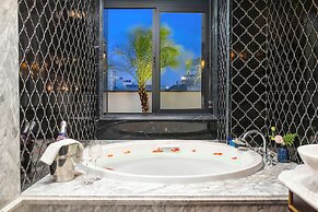 Le Chanvre Hanoi Hotel & Spa