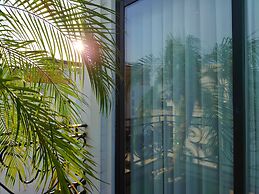 Le Chanvre Hanoi Hotel & Spa