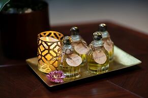 Le Chanvre Hanoi Hotel & Spa