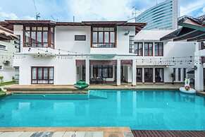 30Pax 5BR Luxurious 57ft Pool KL