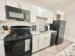 The Elliott Hotel at Highland Park