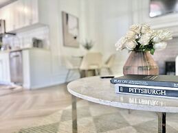 The Elliott Hotel at Highland Park