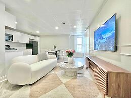 The Elliott Hotel at Highland Park