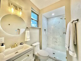 The Elliott Hotel at Highland Park