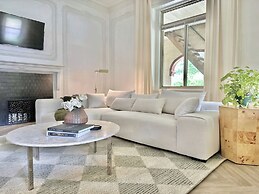 The Elliott Hotel at Highland Park