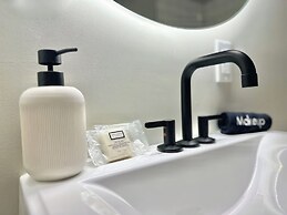 The Elliott Hotel at Highland Park