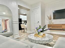 The Elliott Hotel at Highland Park