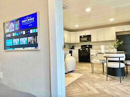 The Elliott Hotel at Highland Park