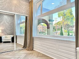 The Elliott Hotel at Highland Park