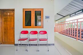 Super OYO 90210 Kenari House Syariah