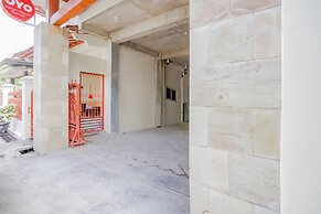 Super OYO 90210 Kenari House Syariah