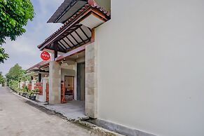Super OYO 90210 Kenari House Syariah