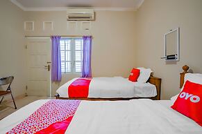 Super OYO 90210 Kenari House Syariah