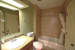 2 Bedrooms at Brigantine Quarters 264 - Flat-bottom Floor,