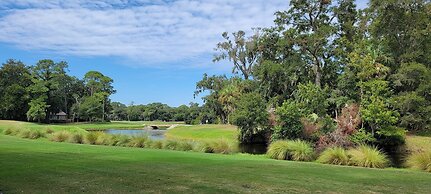 2 Bedrooms at Brigantine Quarters 264 - Flat-bottom Floor,