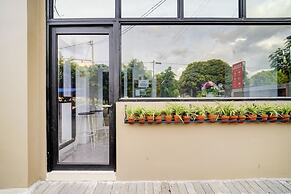 Super OYO 90778 River inn Malioboro