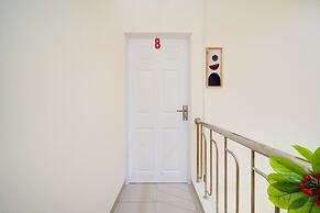 Super OYO 90778 River inn Malioboro