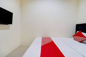 Super OYO 90778 River inn Malioboro