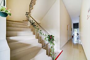 Super OYO 90778 River inn Malioboro