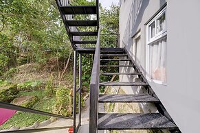 Super OYO 90778 River inn Malioboro