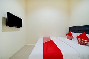 Super OYO 90778 River inn Malioboro