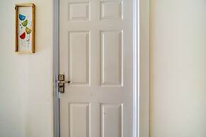 Super OYO 90778 River inn Malioboro