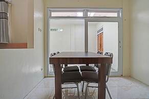 OYO 90804 Oma Uti Homestay Syariah