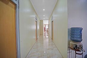 OYO 90804 Oma Uti Homestay Syariah