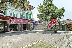 Super OYO 90905 Dangau Datuk Guesthouse