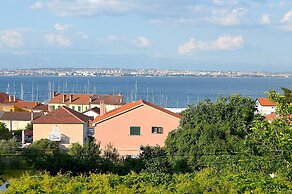 Panoramic View Apartment Marijane