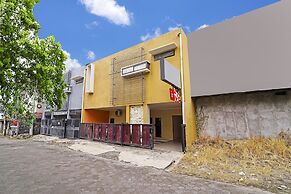 OYO 91342 Tatti Inn Syariah