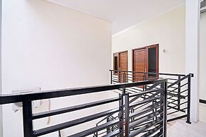 OYO 91342 Tatti Inn Syariah