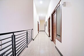 OYO 91342 Tatti Inn Syariah