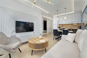 Polanki Aqua by Renters Prestige