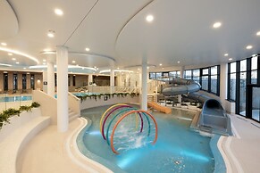 Polanki Aqua by Renters Prestige