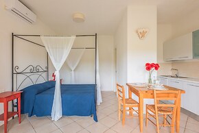 Elegant Residence Ea Bianca Studio Sleeps 2 Num0604