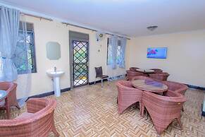 Mbale Emperor's Motel