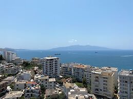 Breeze Cuddling Your Holidays