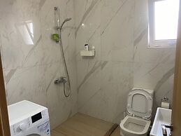 Breeze Cuddling Your Holidays