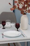 Art Deco Apartment Warsaw by Renters