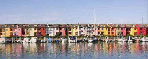 Bright Apartment by the sea