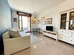 Luxury Apartment in Great Location - Beahost