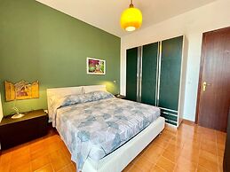 Luxury Apartment in Great Location - Beahost