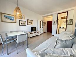 Luxury Apartment in Great Location - Beahost