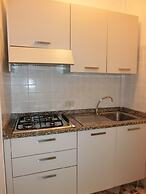 Modern Flat With Terrace for 5 Guests - Beahost